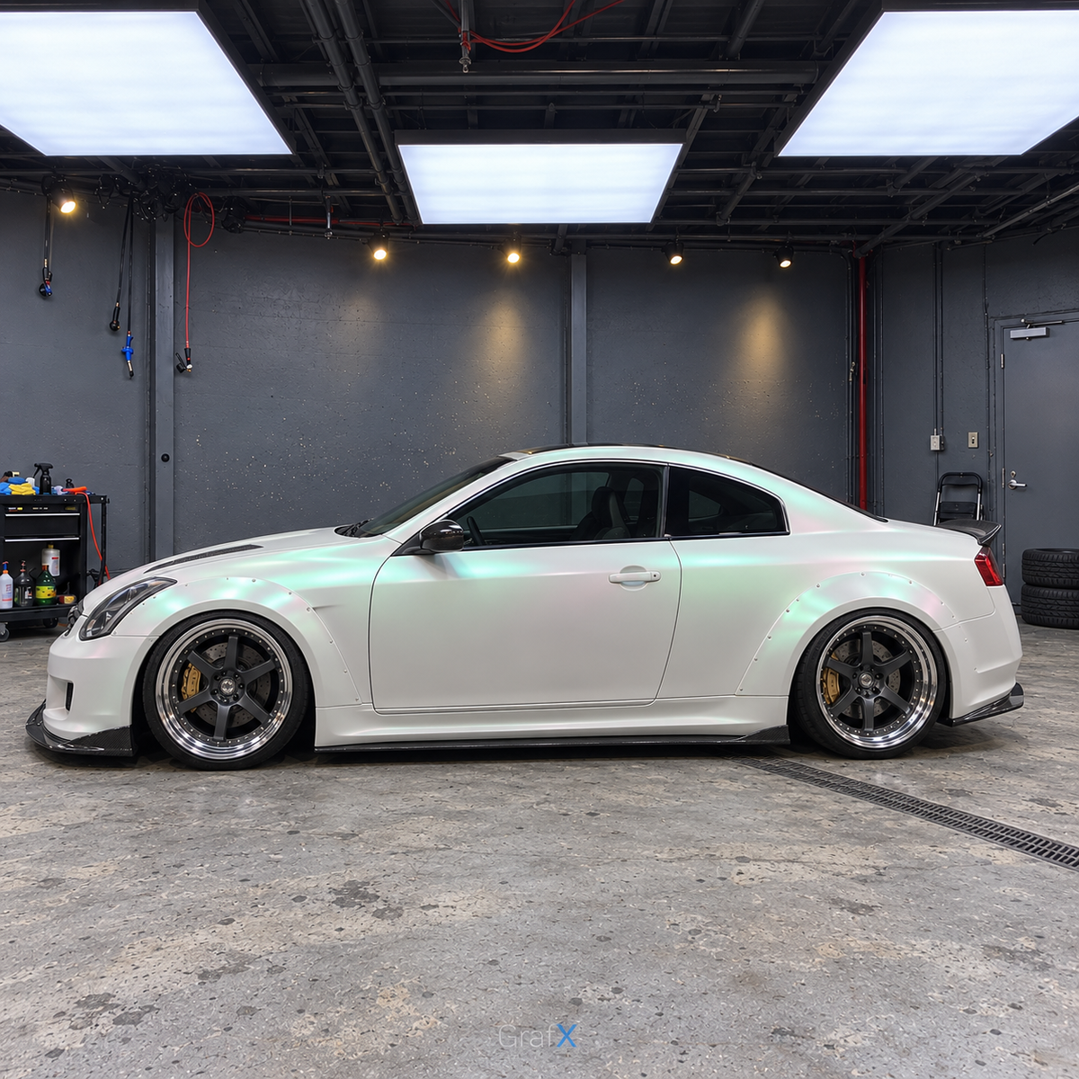 Matte Aurora White Color Shift Vinyl Wrap